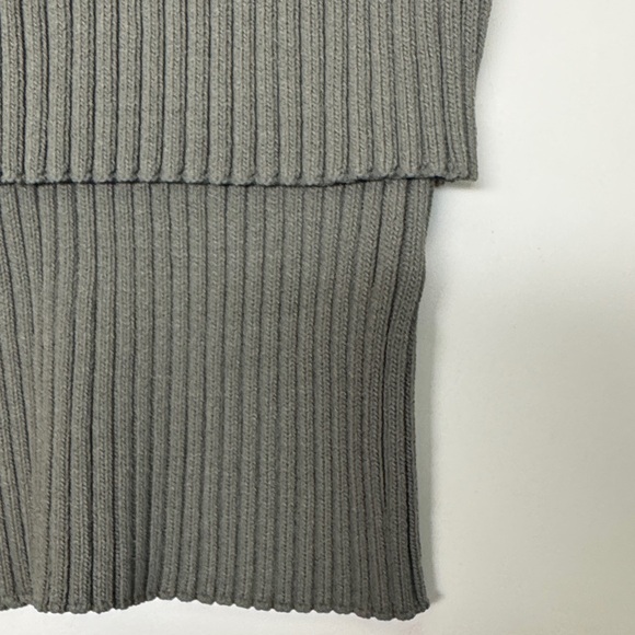 Zara Charcoal Ribbed tube Sweater size medium - Picture 3 of 4